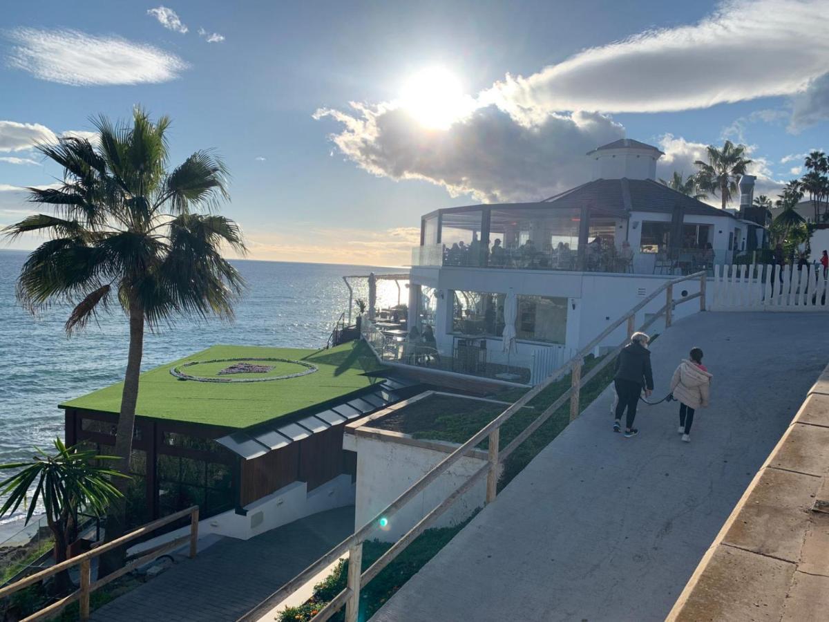 Piso En Zona Tranquila De - Torrequebrada Golf Apartment เบนัลมาเดนา ภายนอก รูปภาพ