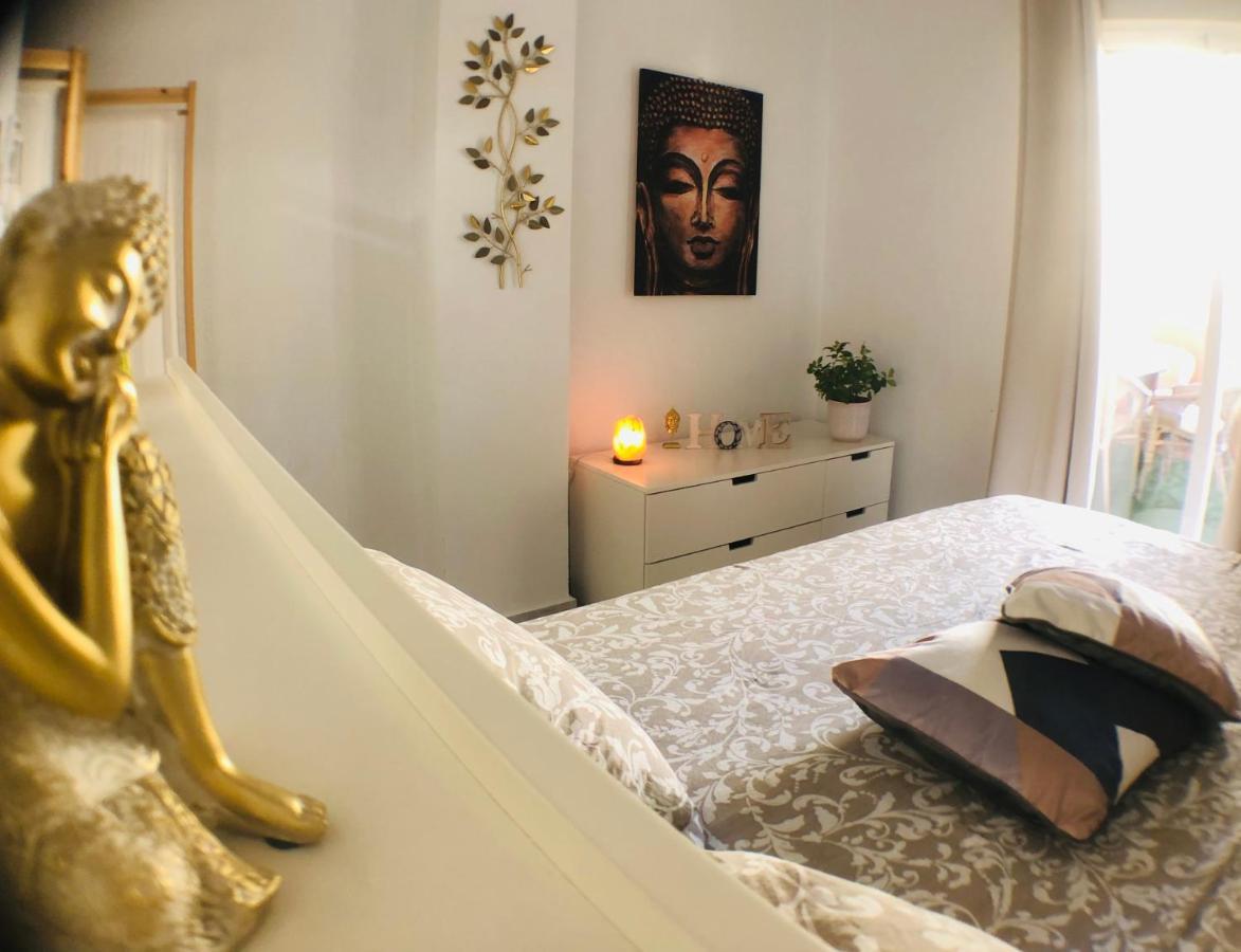Piso En Zona Tranquila De - Torrequebrada Golf Apartment เบนัลมาเดนา ภายนอก รูปภาพ