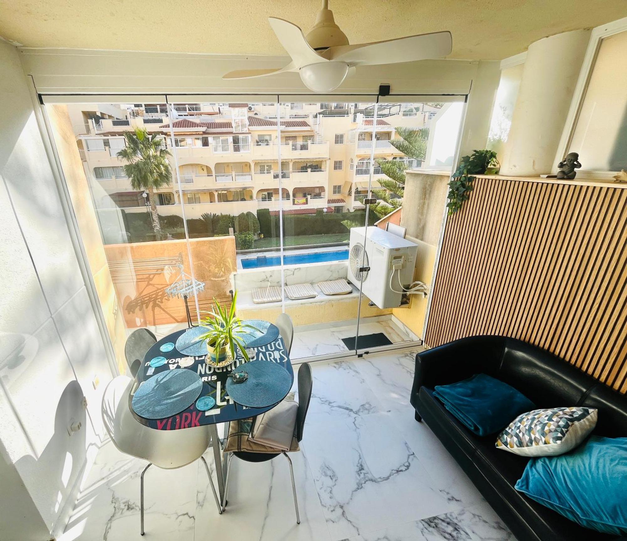 Piso En Zona Tranquila De - Torrequebrada Golf Apartment เบนัลมาเดนา ภายนอก รูปภาพ